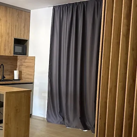 New In Airport Dubrovnik Apartment Mocici Exterior photo
