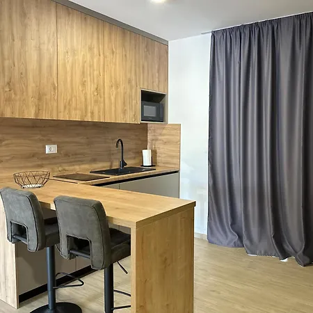 New In Airport Dubrovnik Apartment Mocici Exterior photo